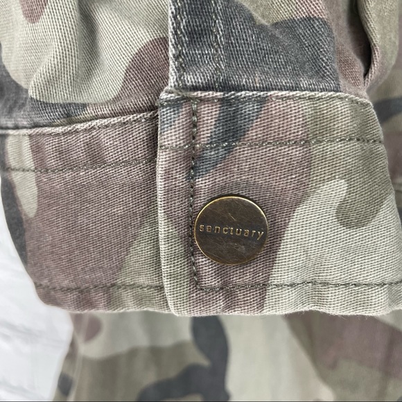 SANCTUARY Crafted & Tailored Camo Snap Front Jacket size Medium - Picture 6 of 9
